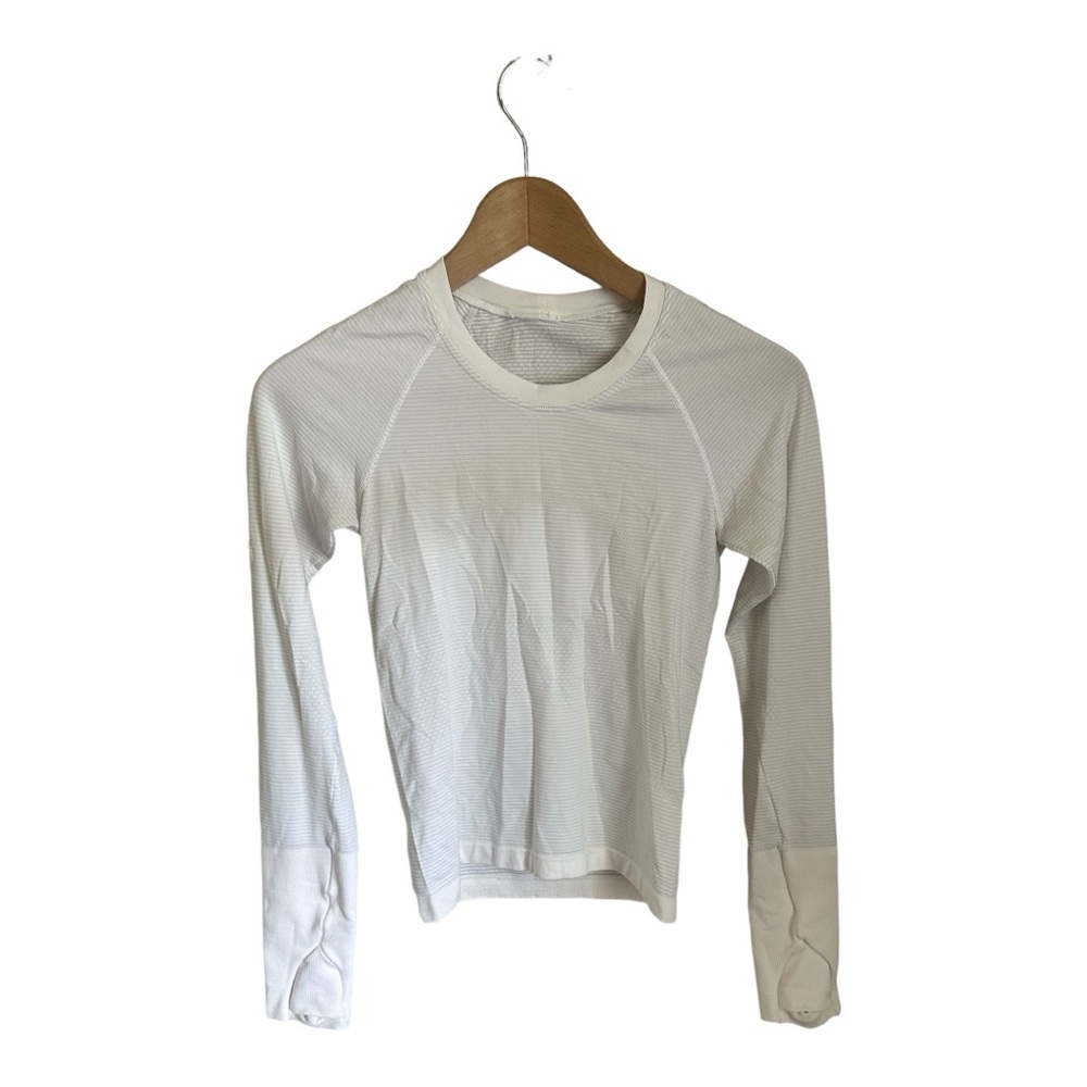 Lululemon white long sleeve swiftly, tech size 2 race length